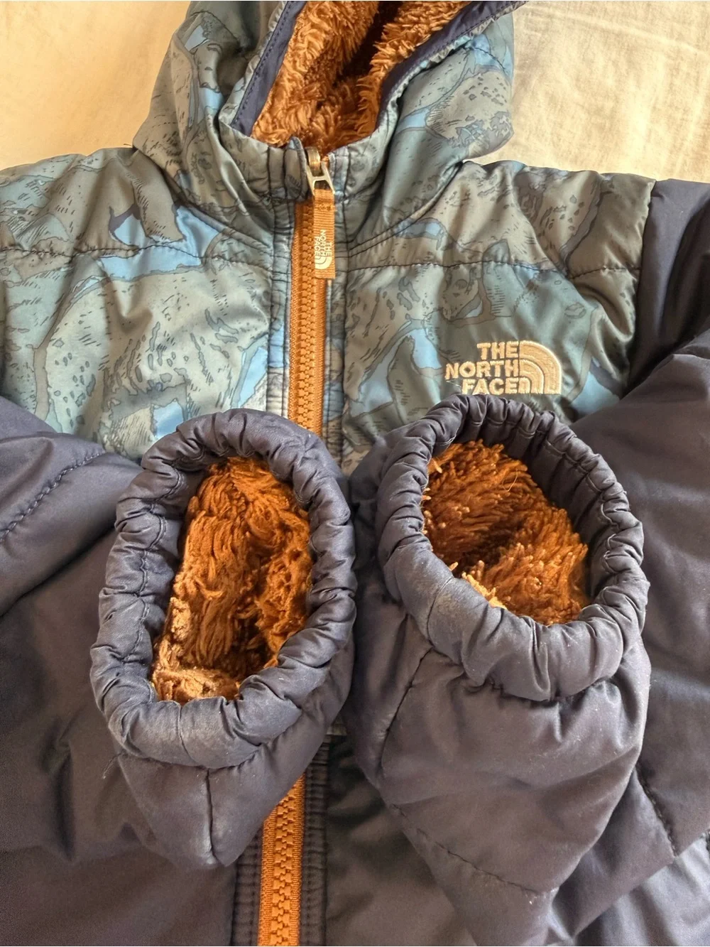 The North Face Reversible Mount Chimbo Hooded Jacket